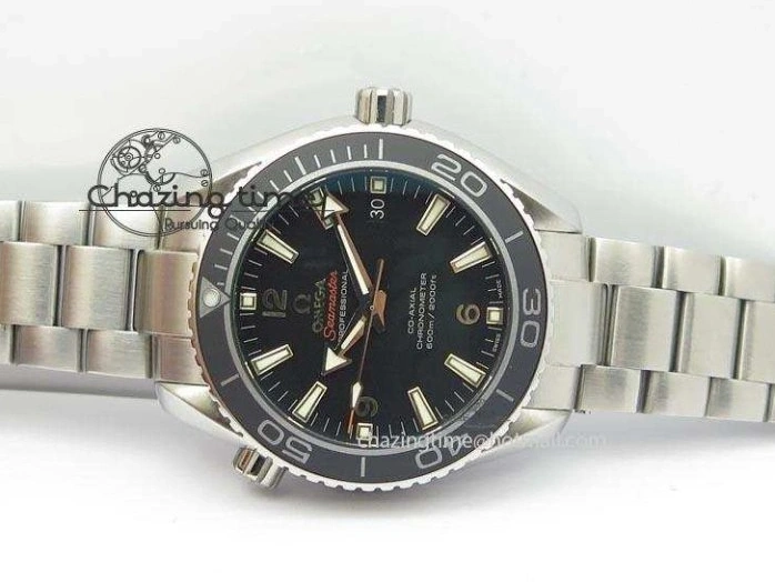 0507 Planet Ocean SS Bp Maker 45mm Black Bezel On SS Bracelet A OnTrend 8218
